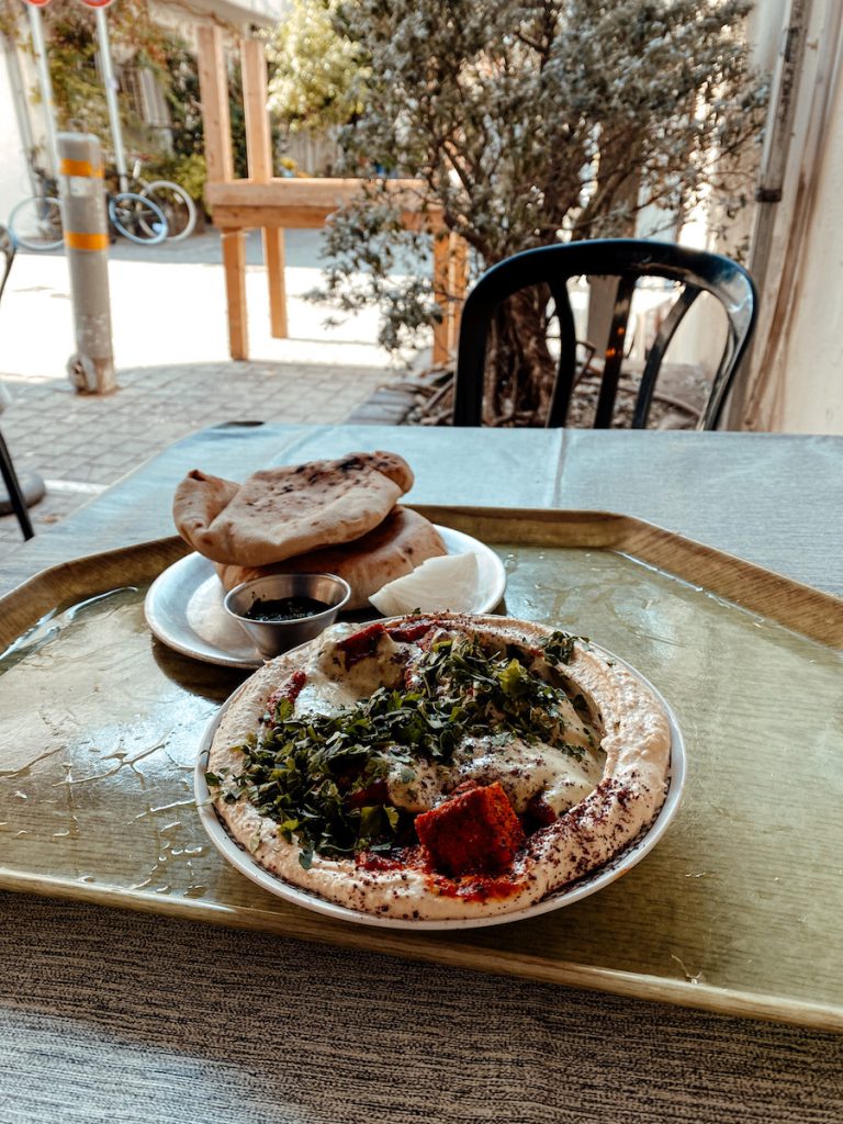 Vegan in Tel Aviv: Shlomo & Doron Hummus