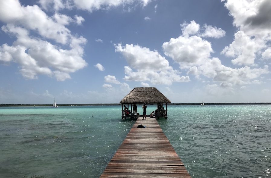 Doen in Bacalar, het meer met 7 tinten blauw