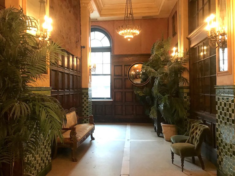 Oud en Nieuw in New York vieren ervaring, kosten & tips