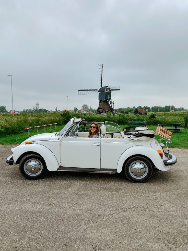 Date-idee: dagje toeren in een Volkswagen Kever Cabrio