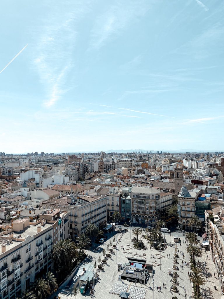 Wat te doen in Valencia: El Micalet beklimmen voor een geweldig uitzicht