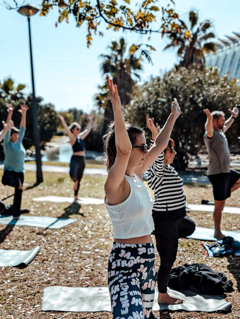 Yoga in het Turia Park in Valencia met Yoga with Jennison