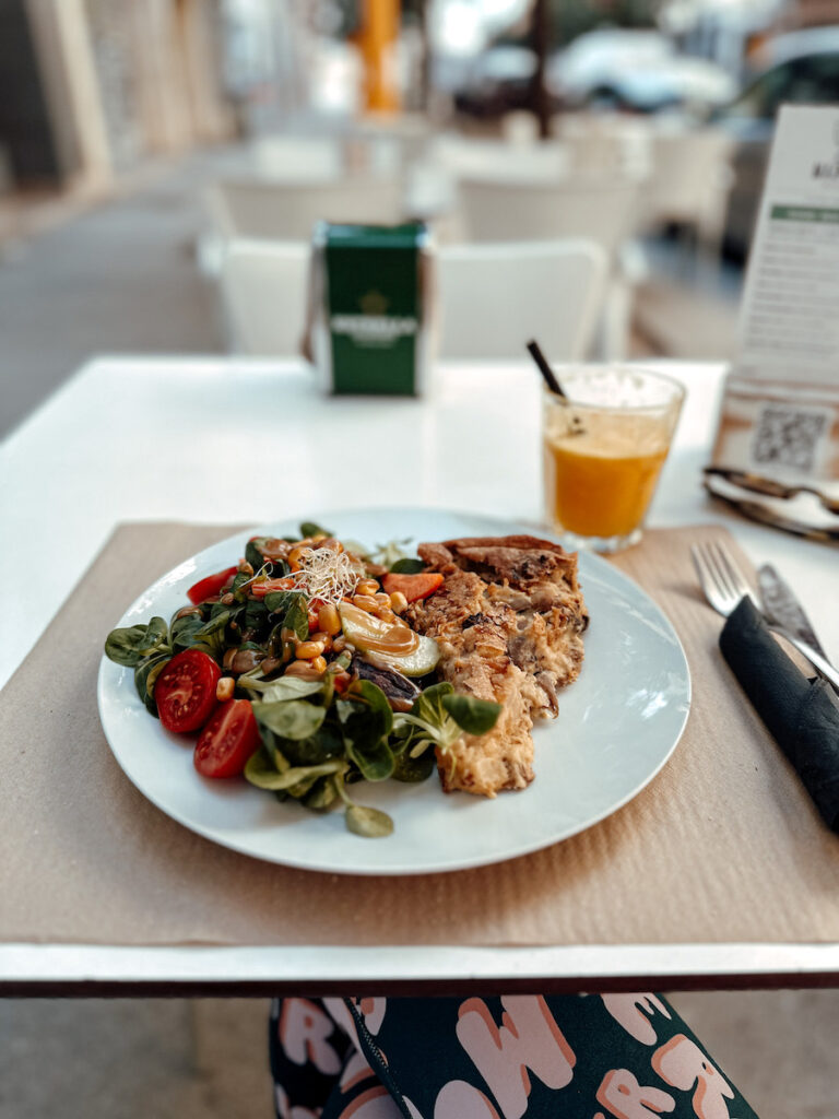 Vegan in Valencia: Café Madrigal