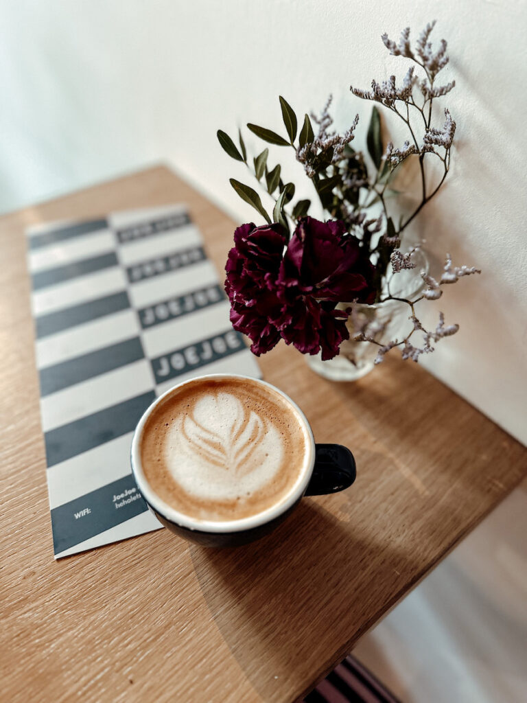 Koffie in Den Haag bij Joejoe Koffiebar