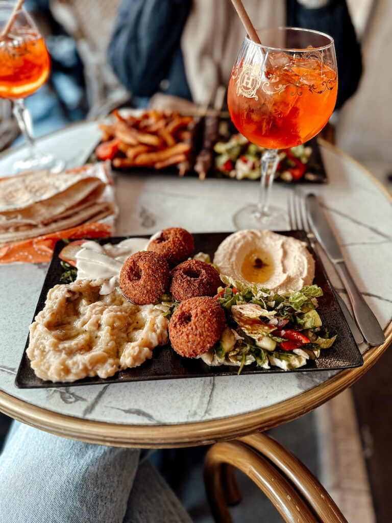 Marseille hotspots: Les Grandes Halles du Vieux-Port