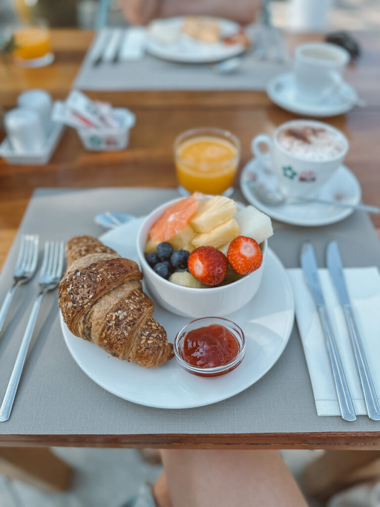 Can Lluc Rural Hotel ontbijt