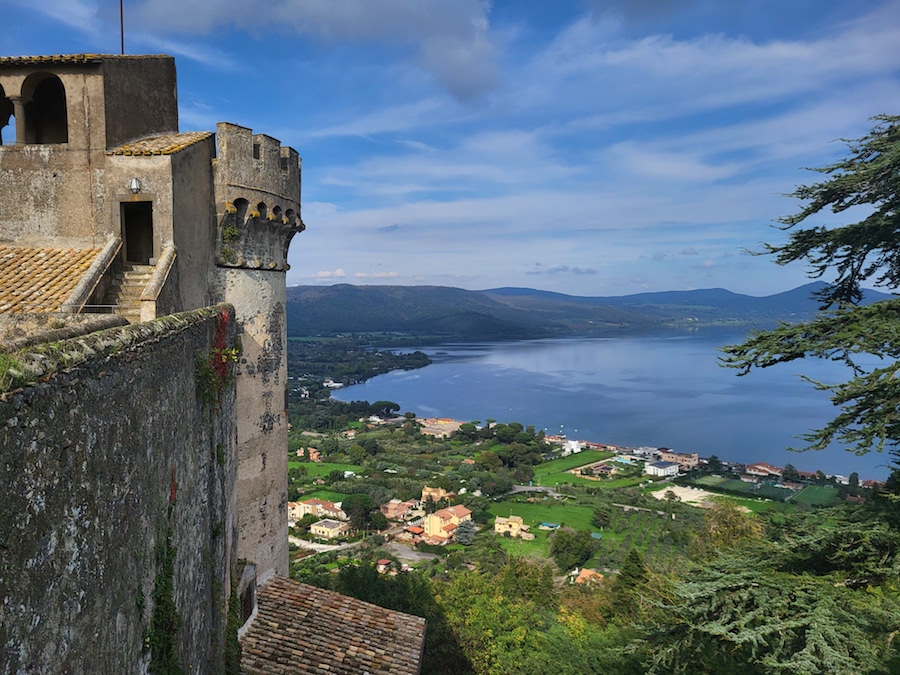 Een dagtrip vanuit Rome naar Bracciano