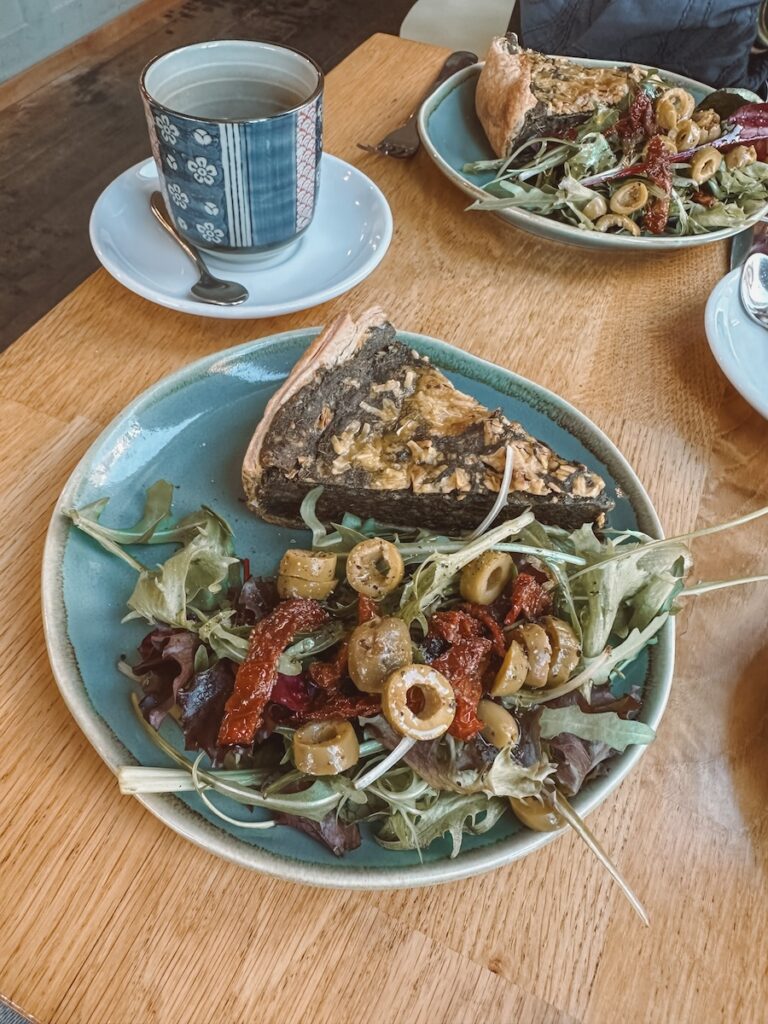 Vegan lunch in Amsterdam bij Koffie ende Koeck