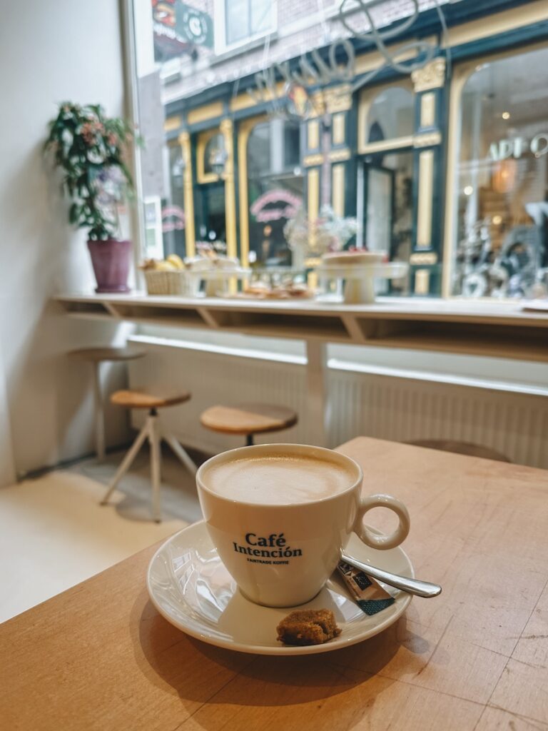 Koffie in Alkmaar bij Loum Bakery Café