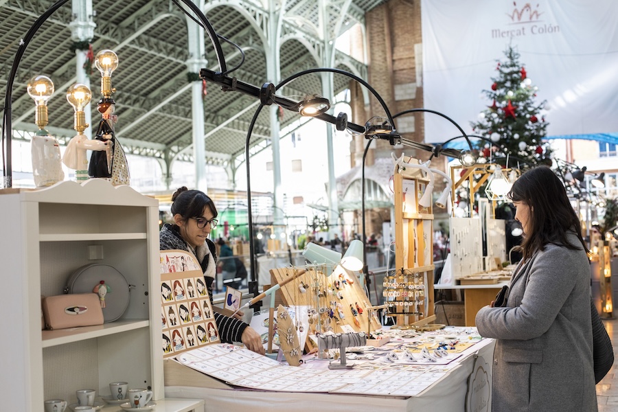 Kerstmarkt in Valencia bij Mercado de Cólon