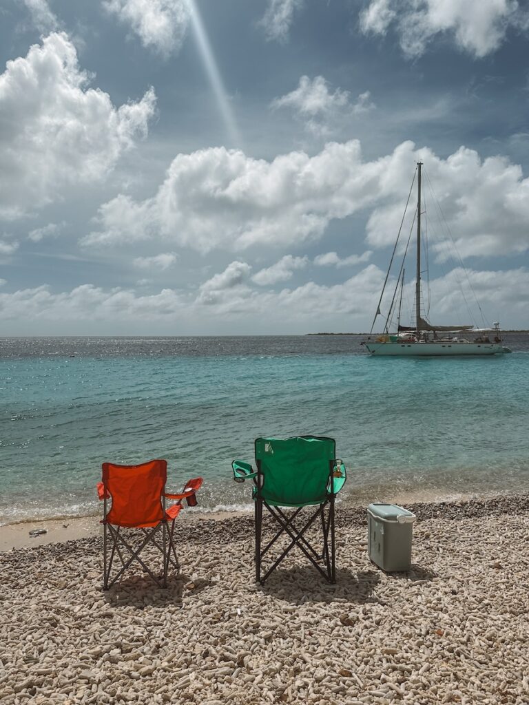 Beach package van Boutique Bonaire Pink Lagoon